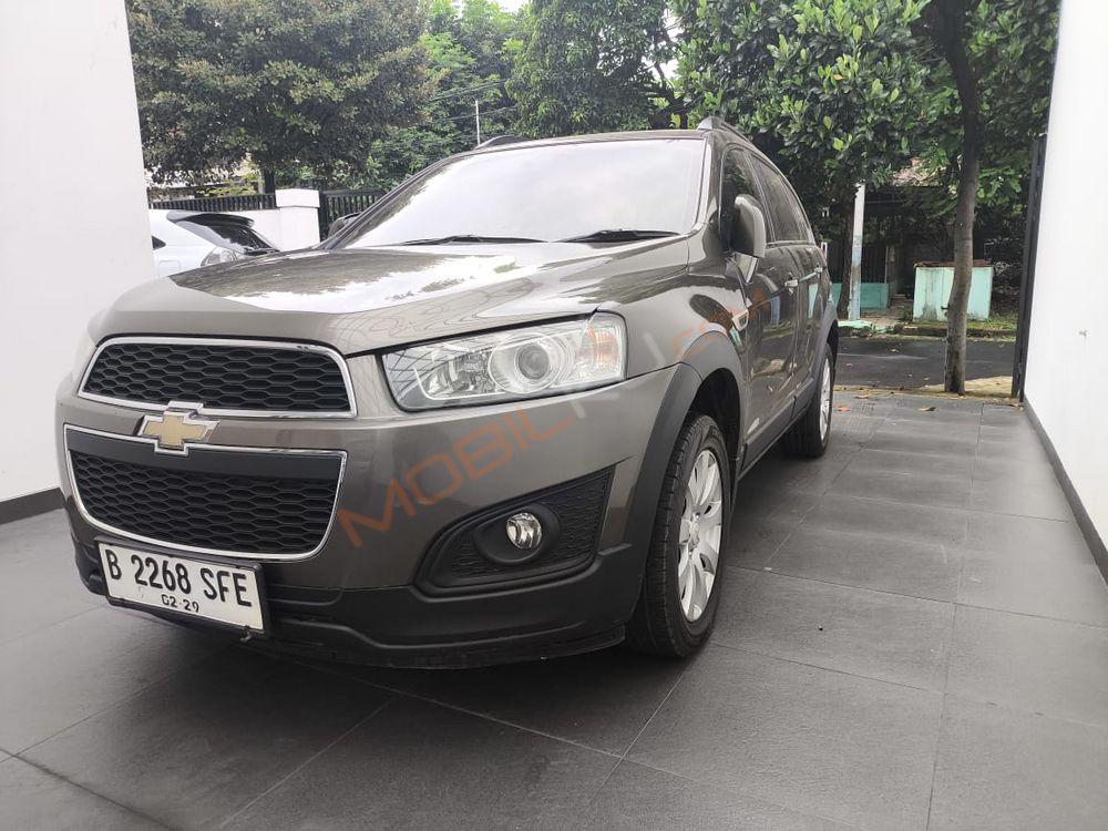 Mobil Chevrolet Captiva 2015