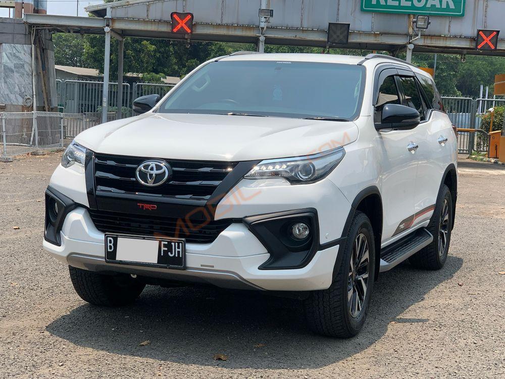 Mobil Toyota Fortuner 2019