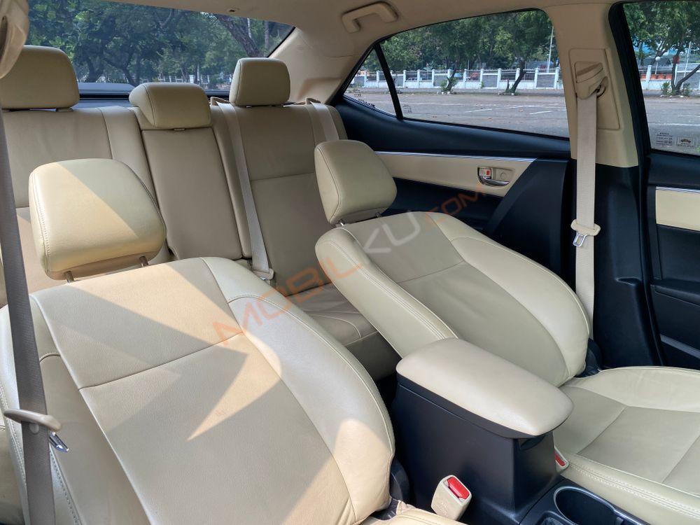 Mobil Toyota Corolla 2018