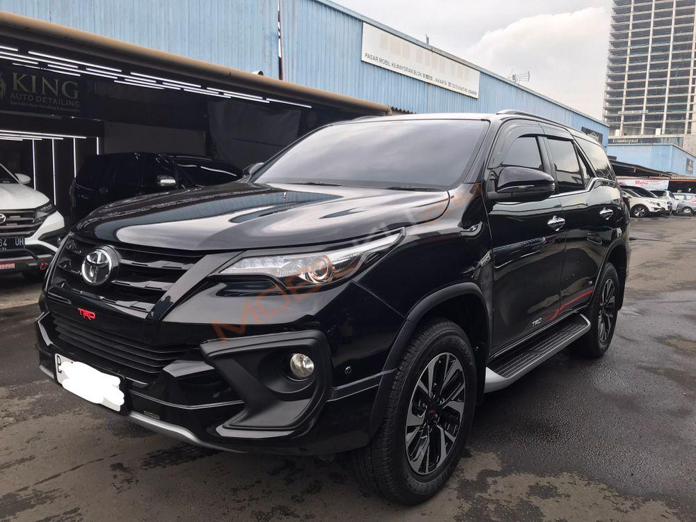 Mobil Toyota Fortuner 2017