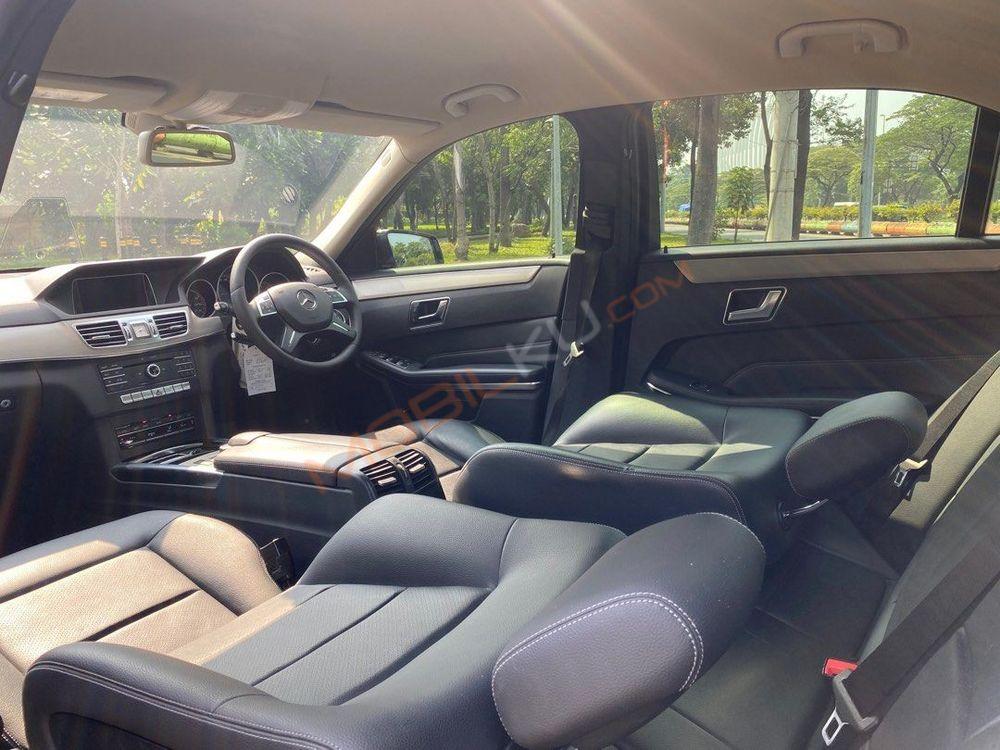 Mobil Mercedes-Benz E-Class 2016