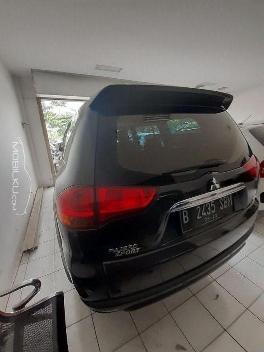 Mobil Mitsubishi Pajero Sport 2012