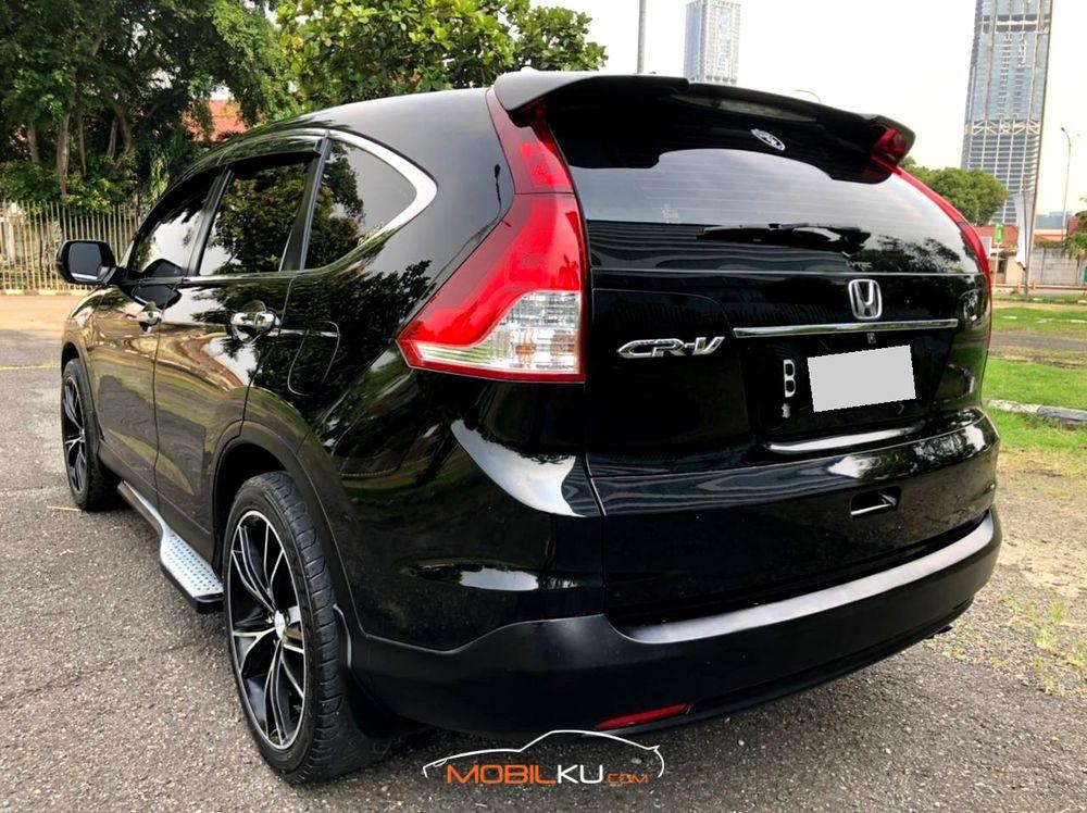 Mobil Honda CR-V 2014