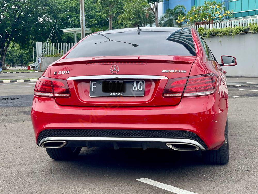 Mobil Mercedes-Benz E-Class 2014