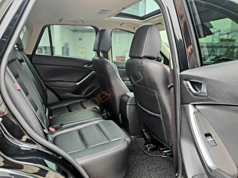 Mobil Mazda CX-5 2016