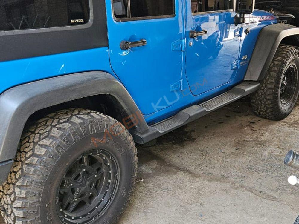 Mobil Jeep Wrangler 2011