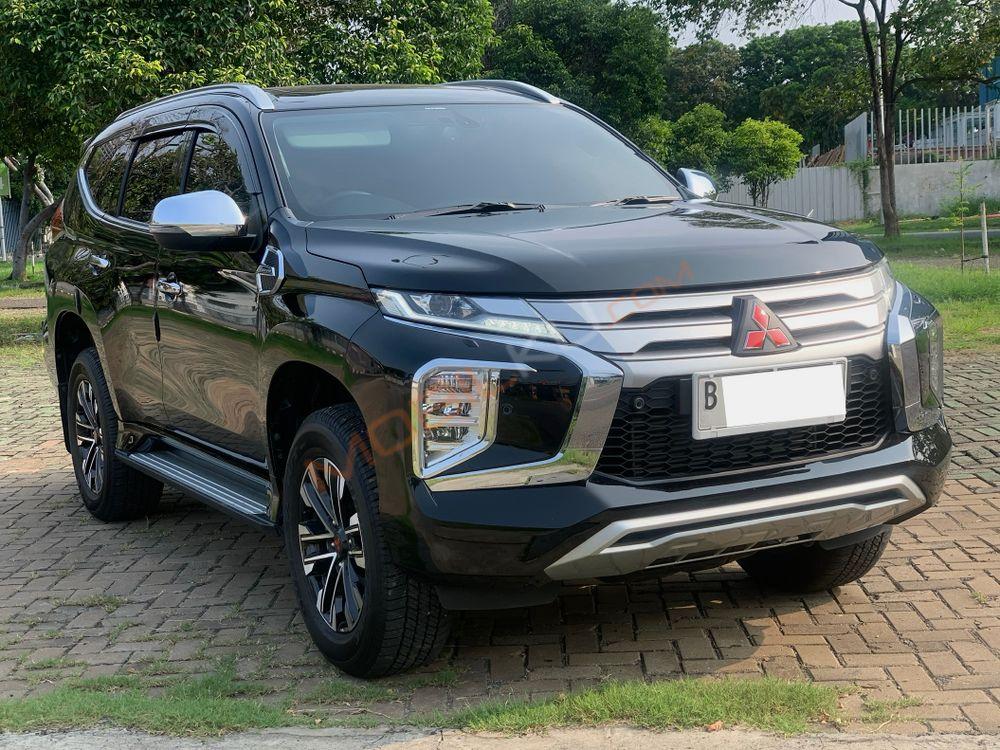 Mobil Mitsubishi Pajero Sport 2023