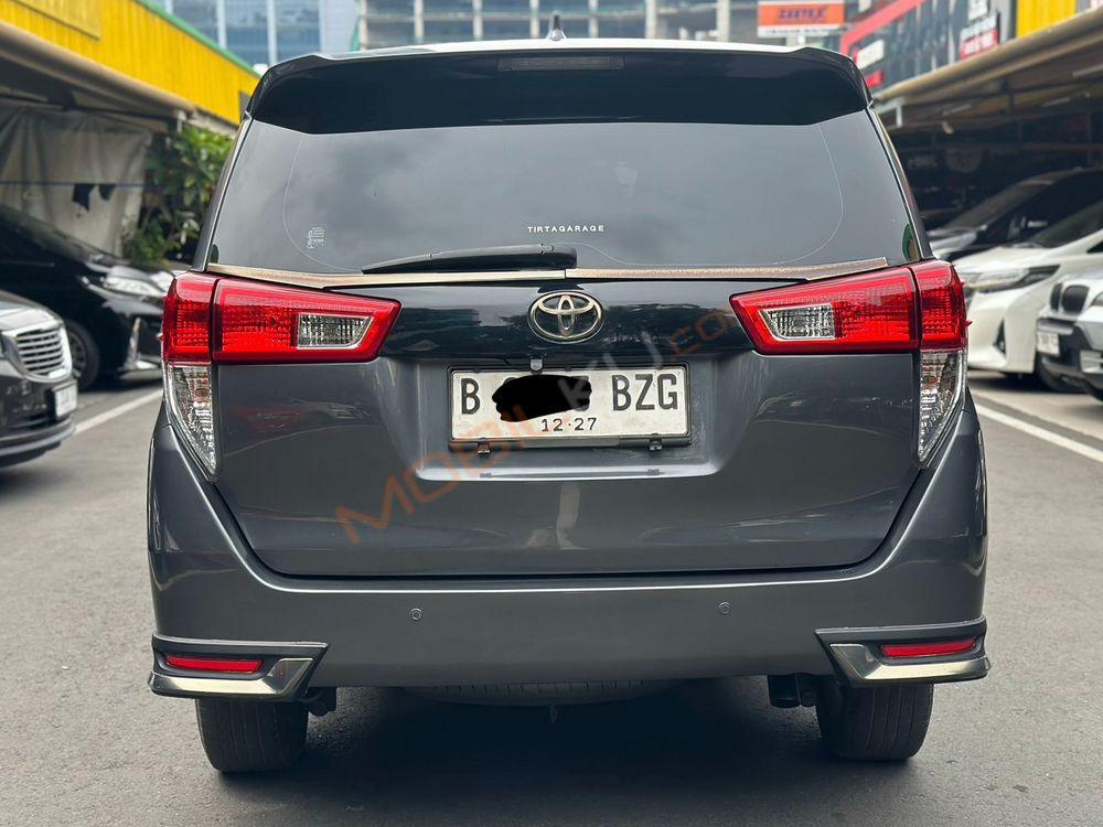 Mobil Toyota Kijang Innova 2017
