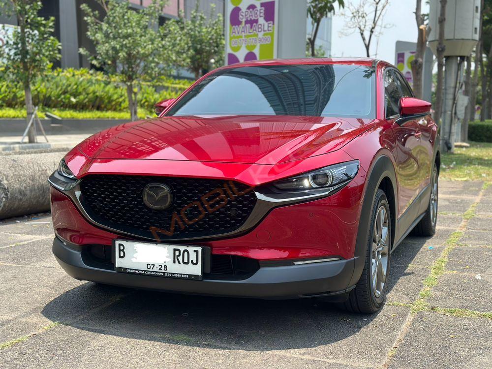 Mobil Mazda CX-30 2023