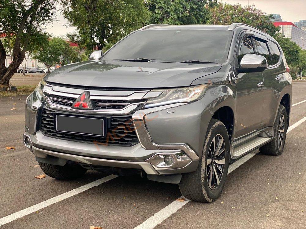 Mobil Mitsubishi Pajero Sport 2016