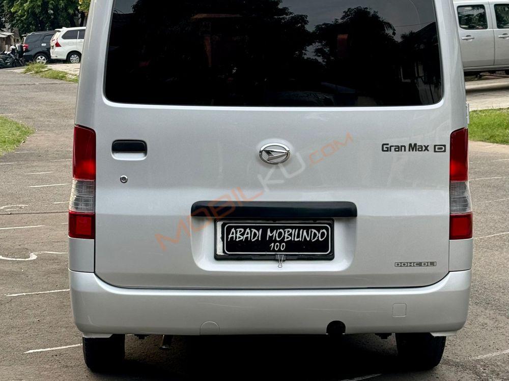 Mobil Daihatsu Gran Max 2019