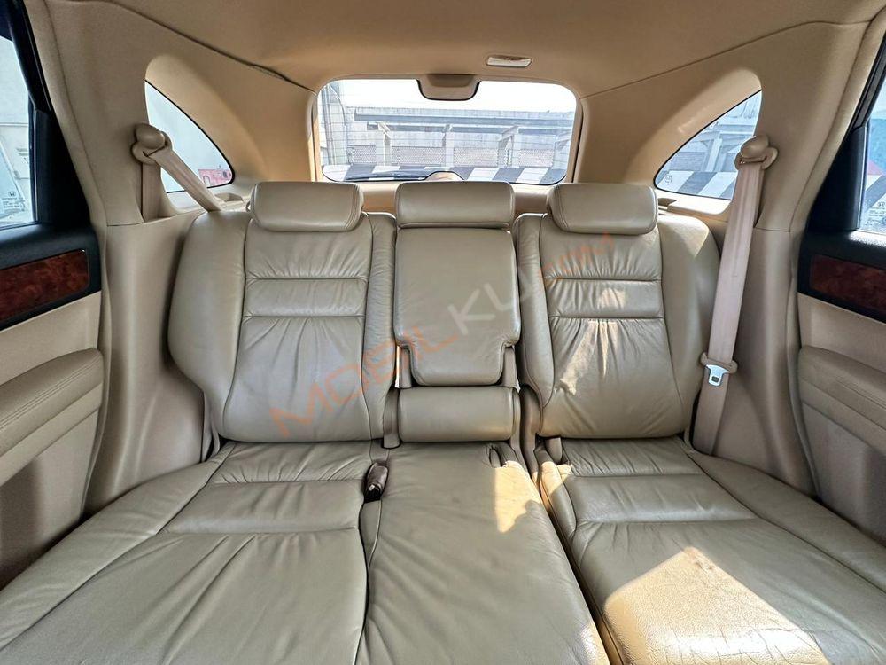 Mobil Honda CR-V 2010