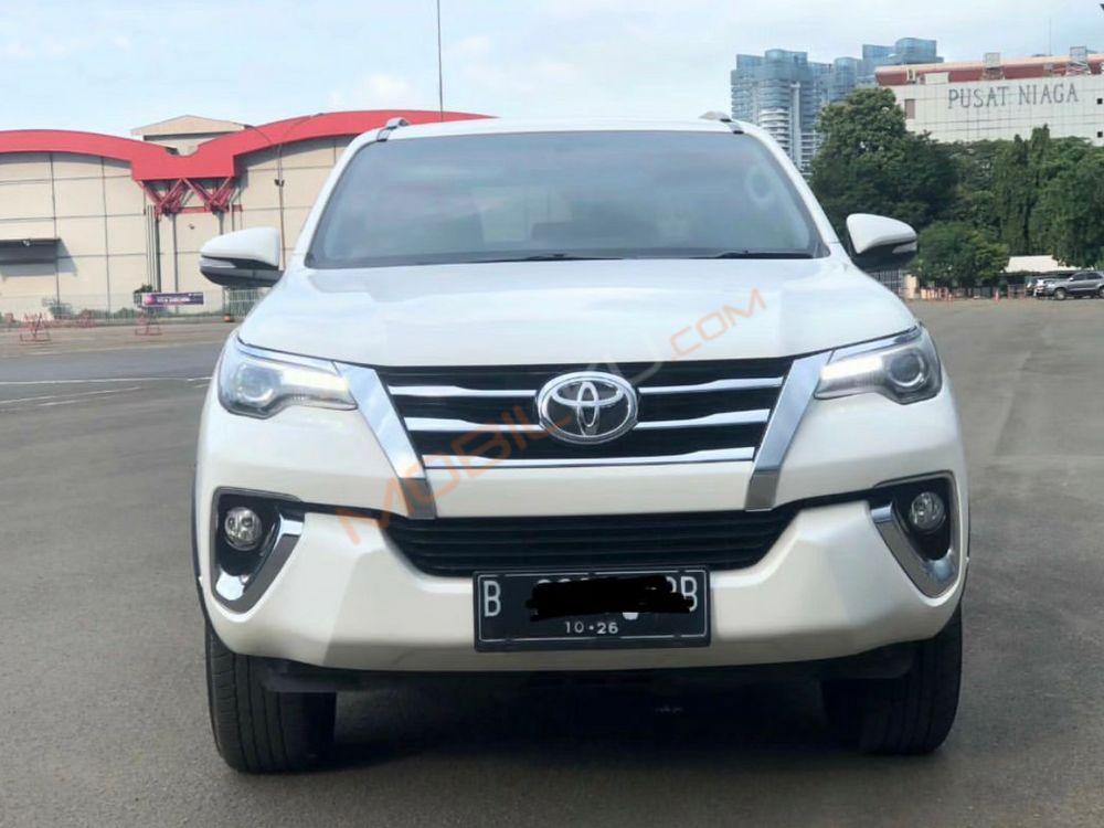 Mobil Toyota Fortuner 2016