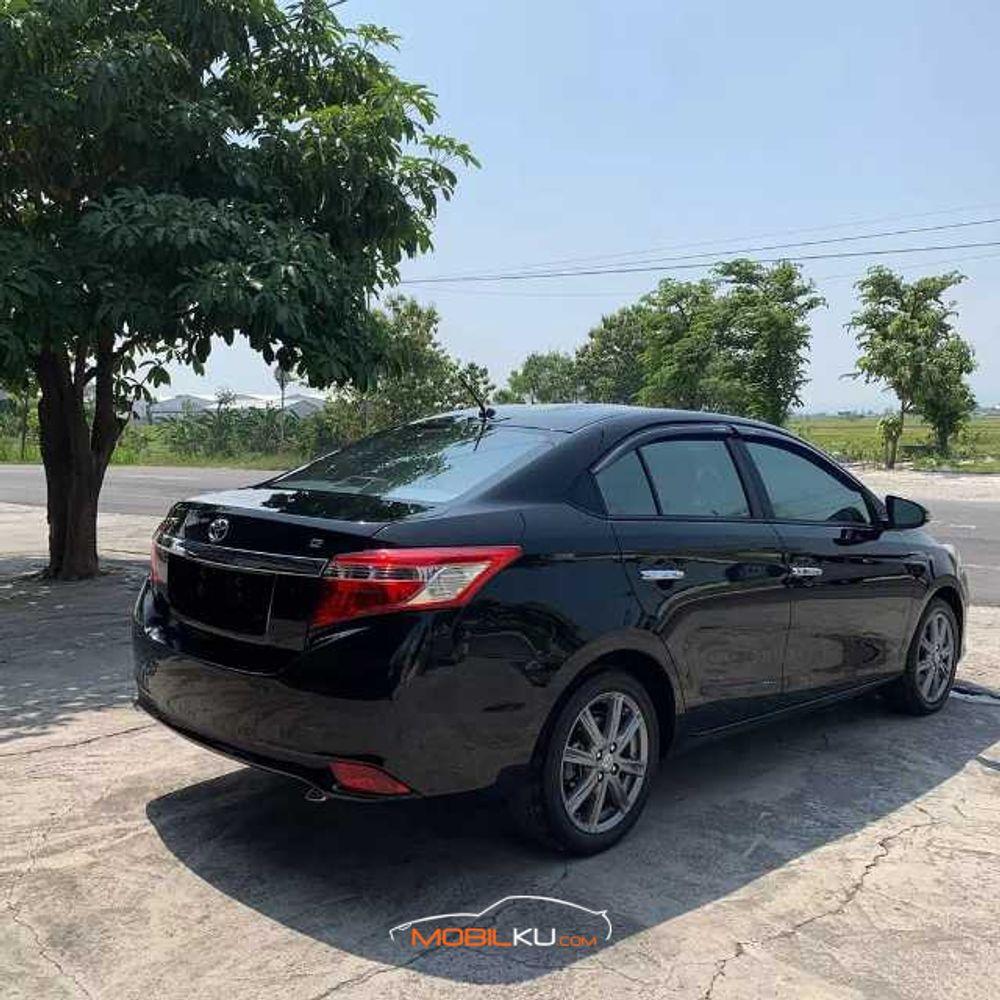 Mobil Toyota Vios 2016