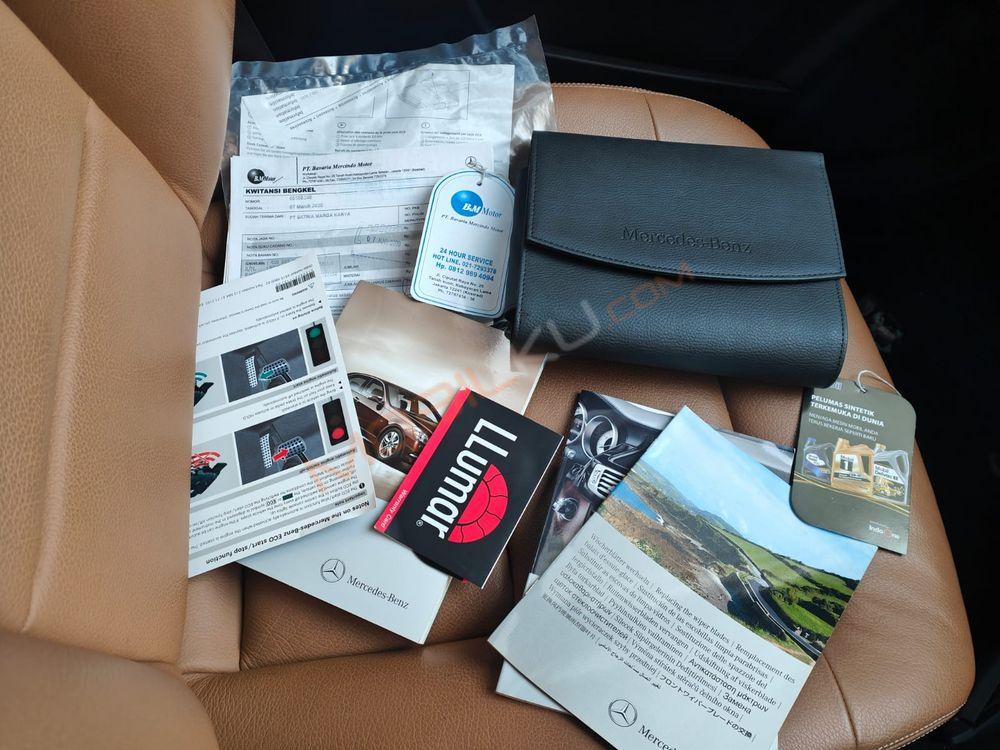 Mobil Mercedes-Benz E-Class 2014