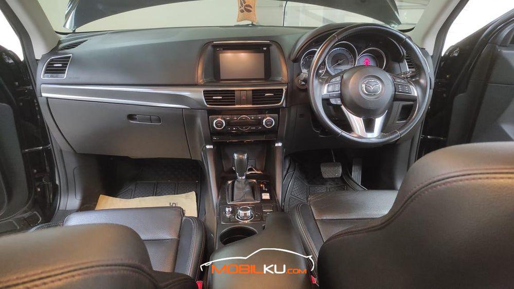 Mobil Mazda CX-5 2017