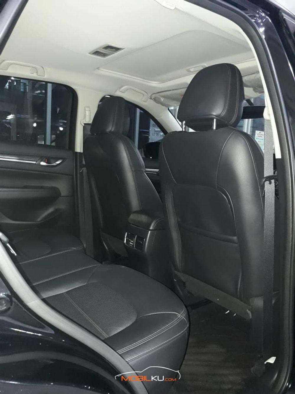 Mobil Mazda CX-5 2017