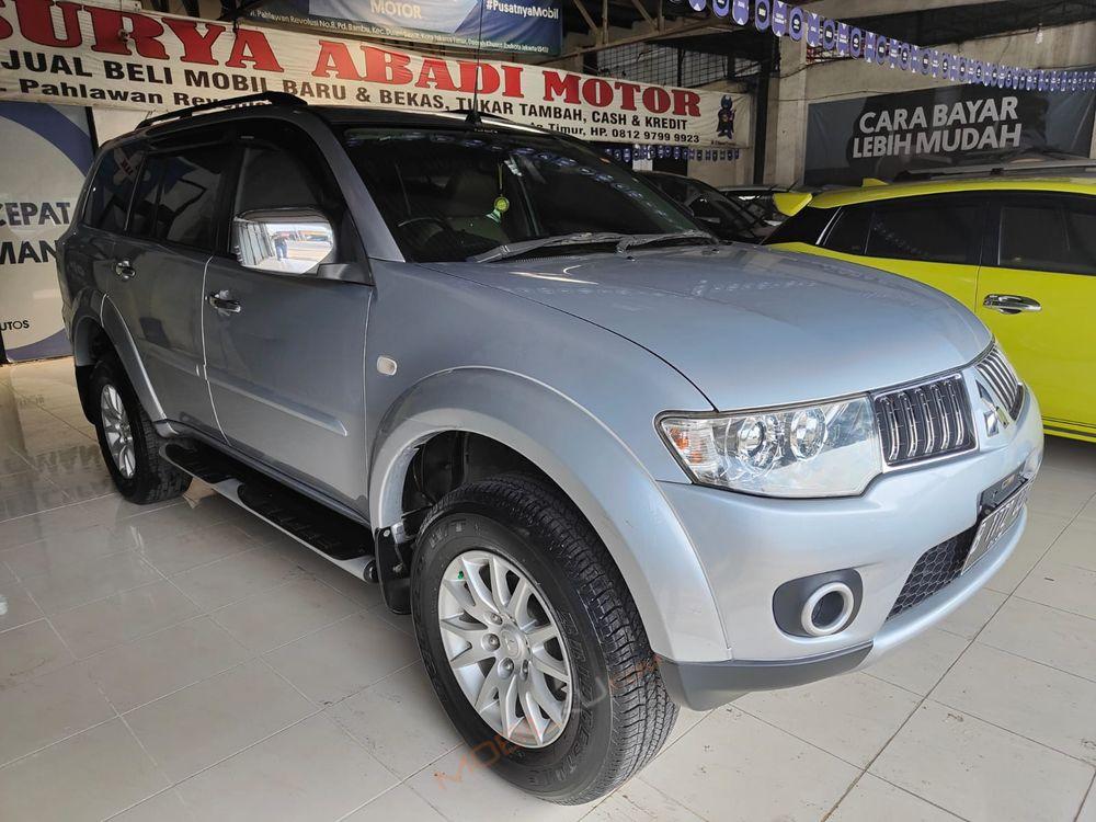 Mobil Mitsubishi Pajero Sport 2011