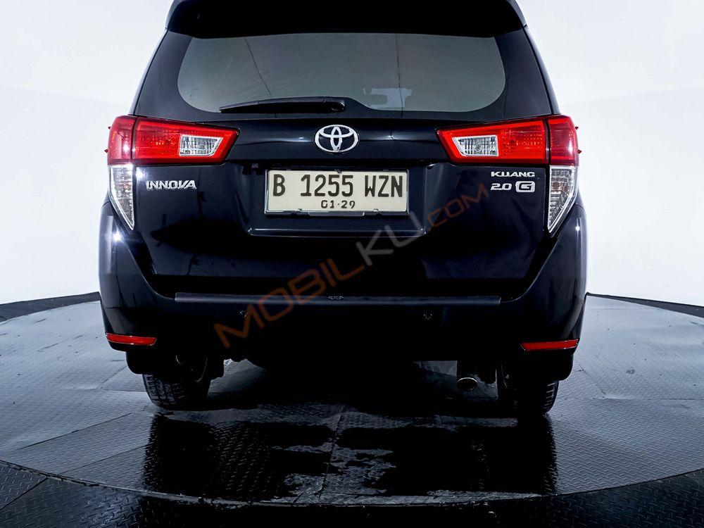 Mobil Toyota Kijang Innova 2019