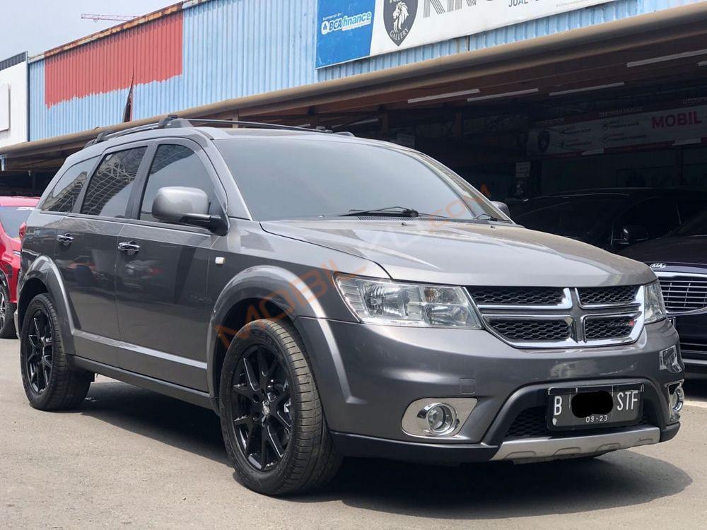 Mobil Dodge Journey 2013
