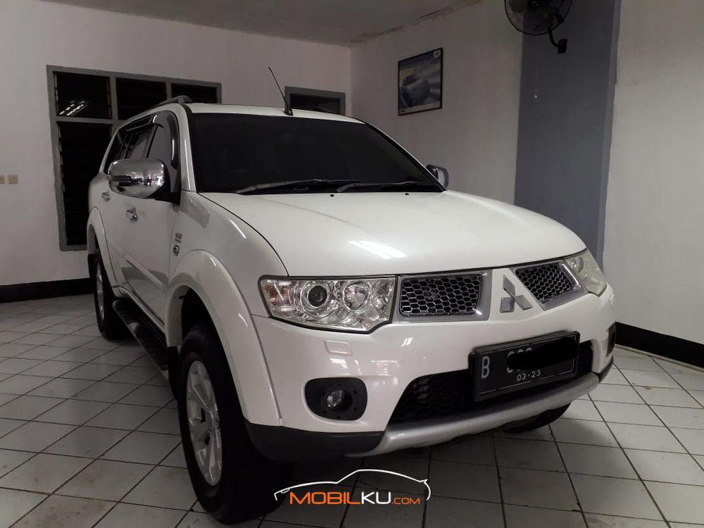 Mobil Mitsubishi Pajero Sport 2013