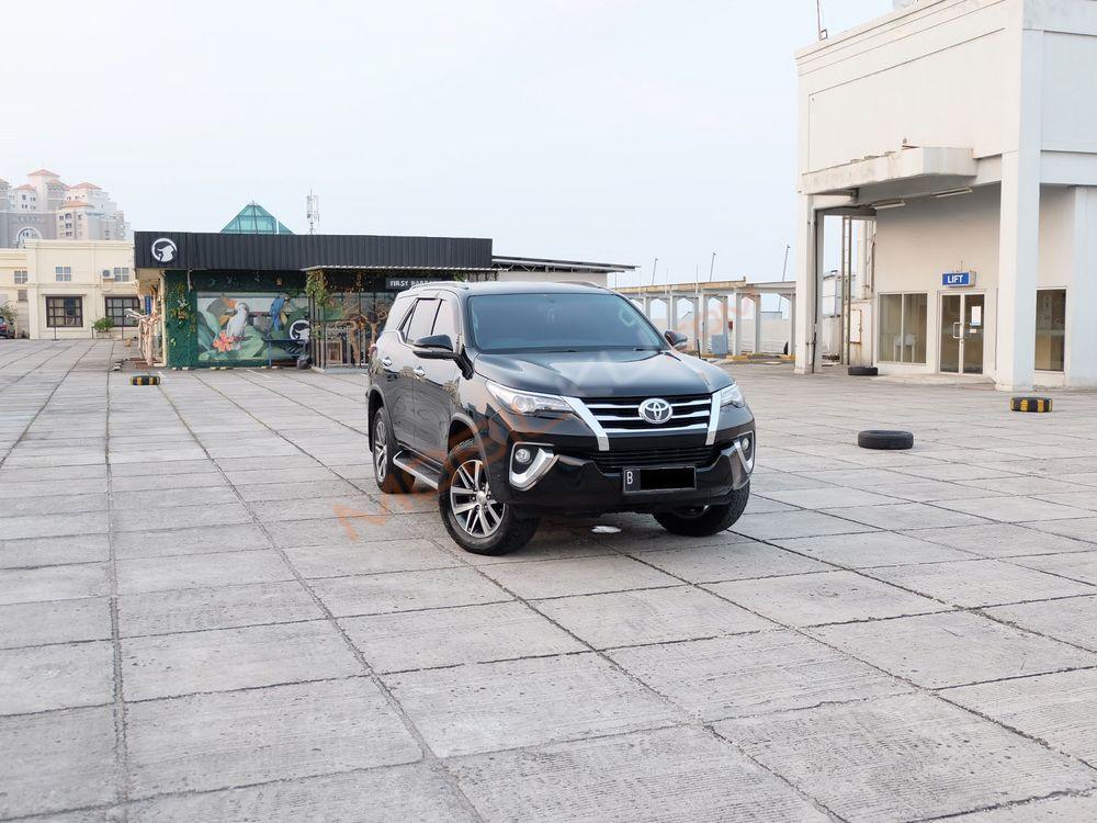 Mobil Toyota Fortuner 2016