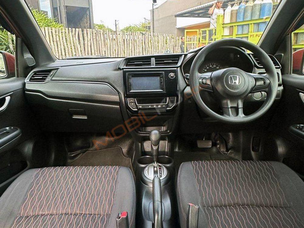 Mobil Honda Brio 2017