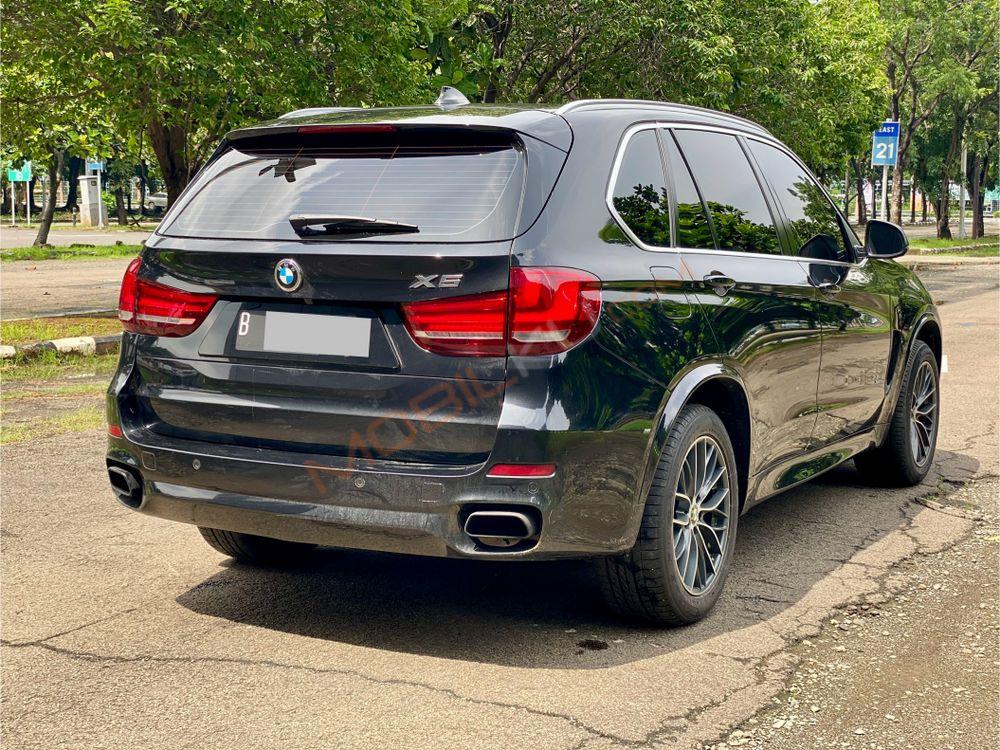 Mobil BMW X5 2015