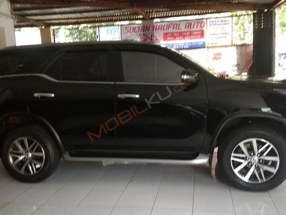 Mobil Toyota Fortuner 2018