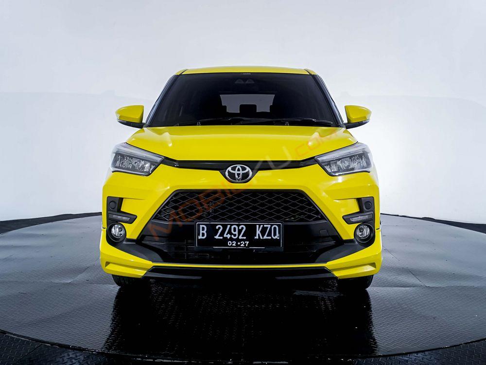 Mobil Toyota Raize 2021