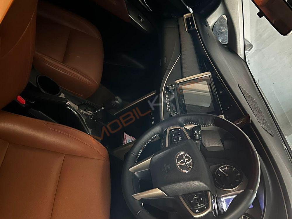 Mobil Toyota Kijang Innova 2016