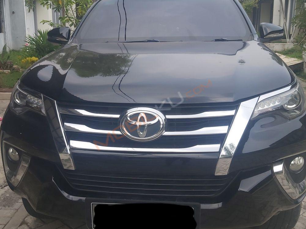 Mobil Toyota Fortuner 2017