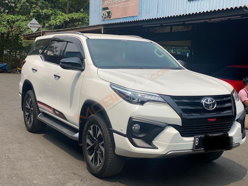 Mobil Toyota Fortuner 2019