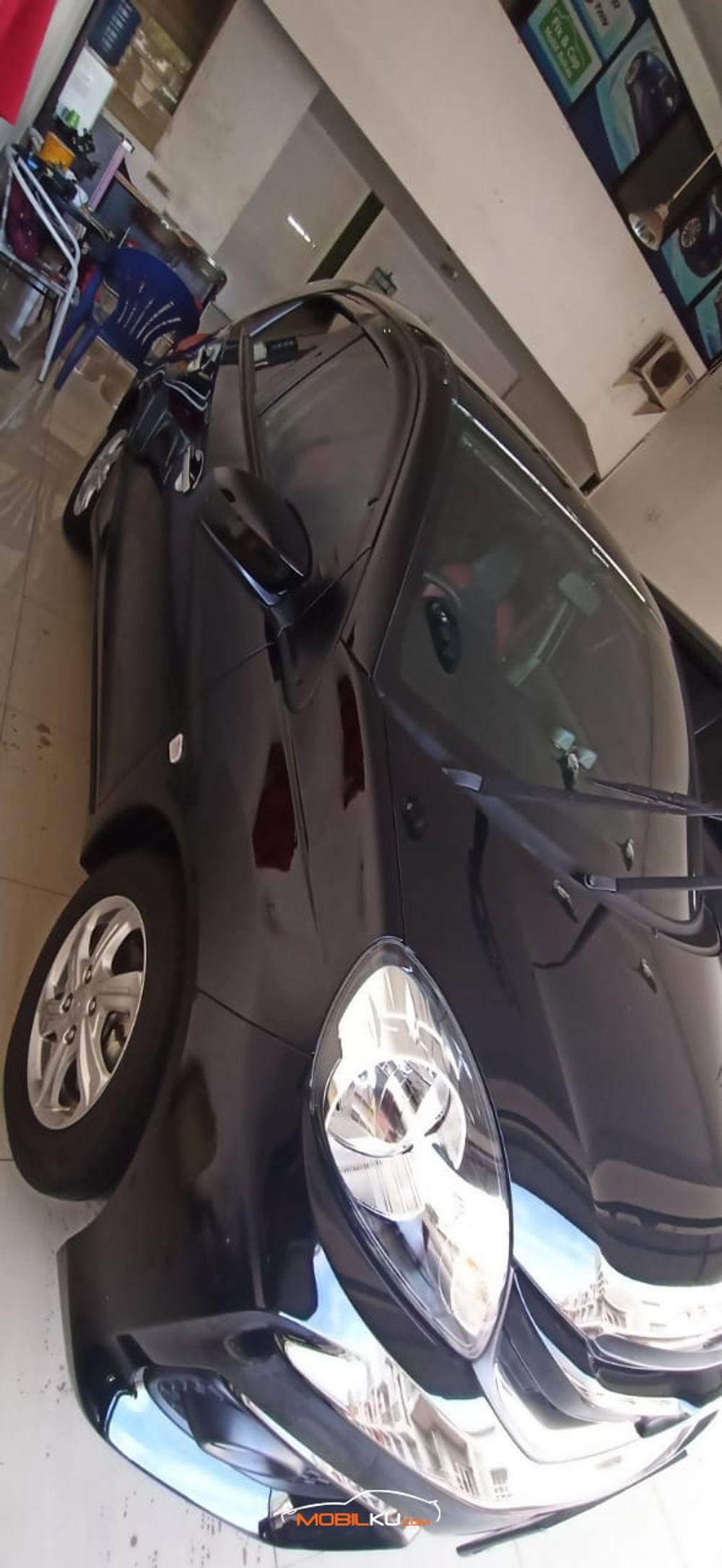 Mobil Honda Brio 2017