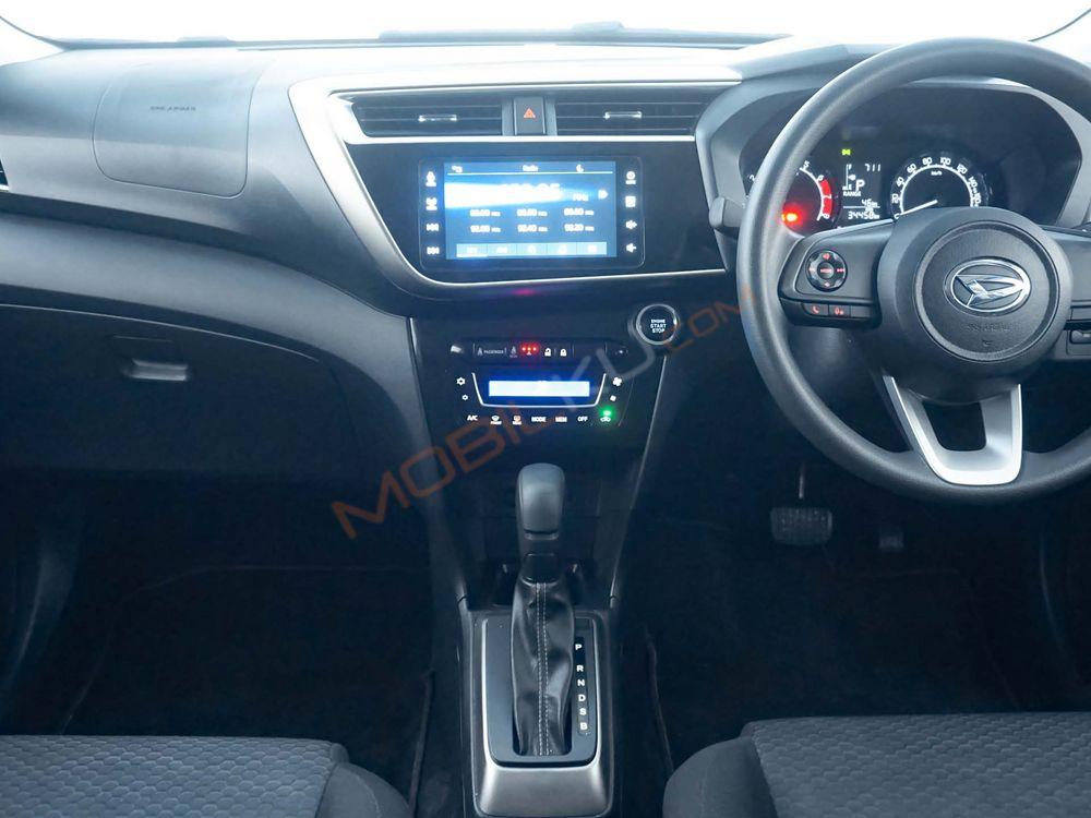 Mobil Daihatsu Sirion 2022