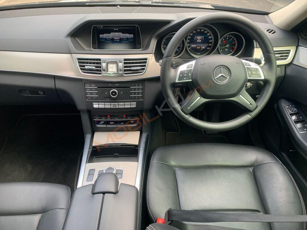 Mobil Mercedes-Benz E-Class 2016