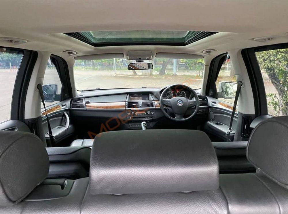 Mobil BMW X5 2008