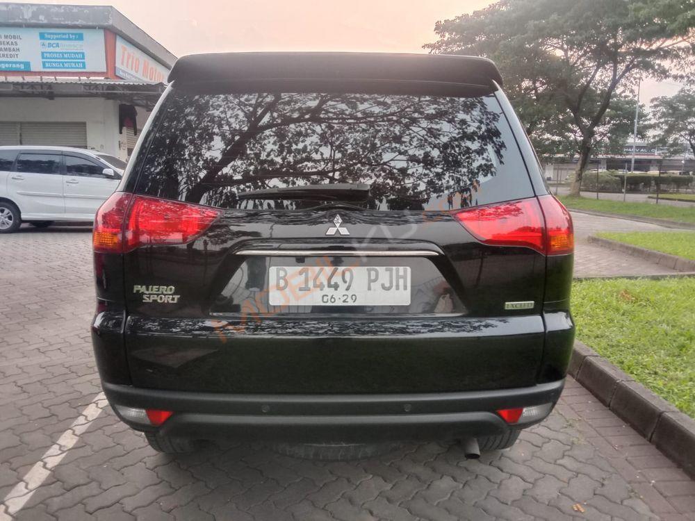 Mobil Mitsubishi Pajero Sport 2014