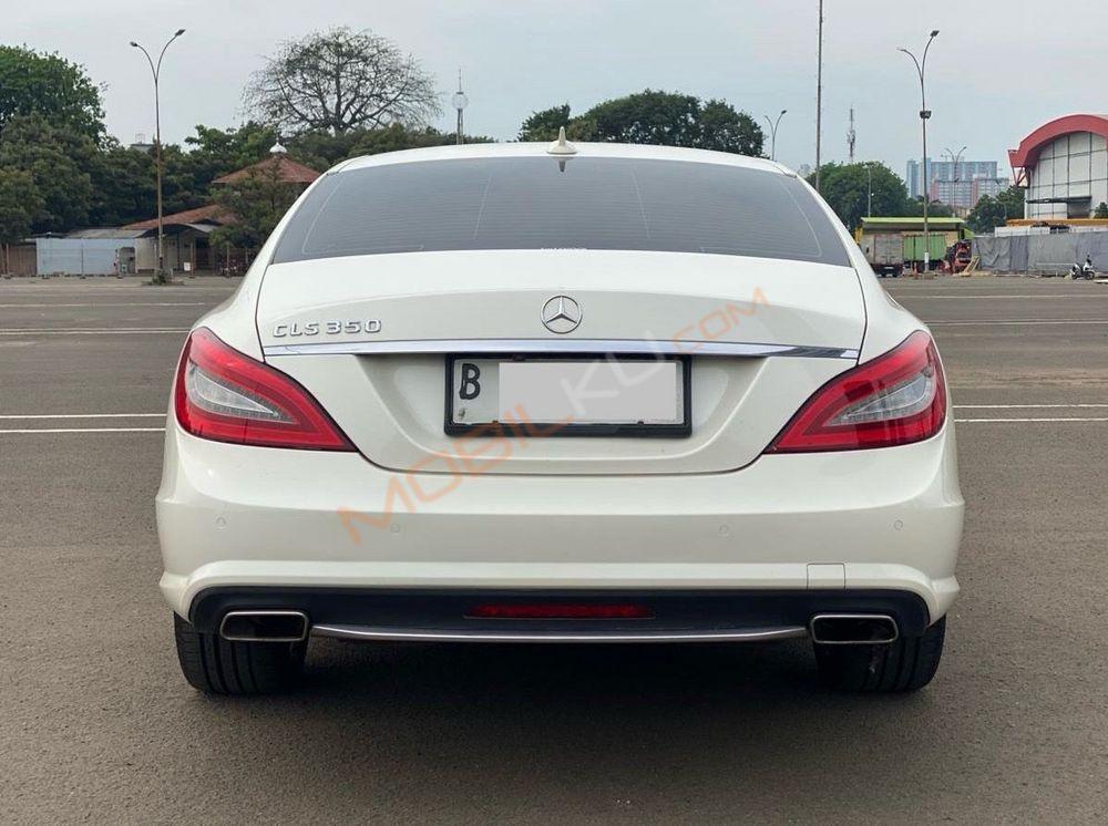 Mobil Mercedes-Benz CLS 2013