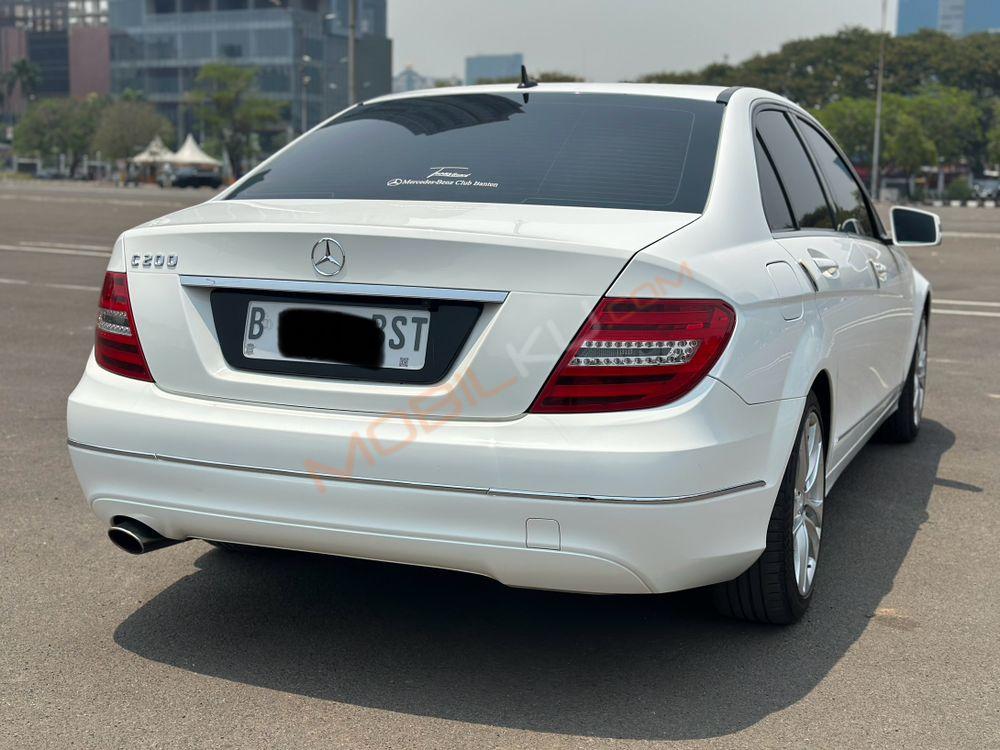 Mobil Mercedes-Benz C-Class 2014