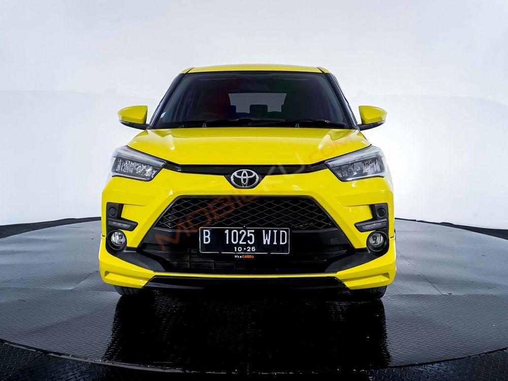 Mobil Toyota Raize 2021