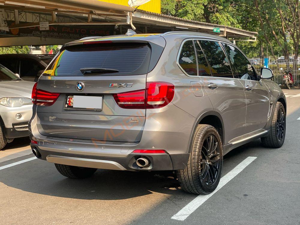 Mobil BMW X5 2016
