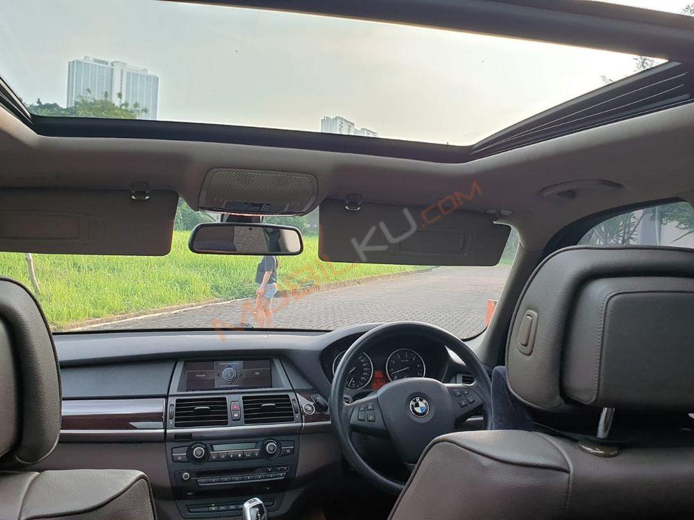 Mobil BMW X5 2009