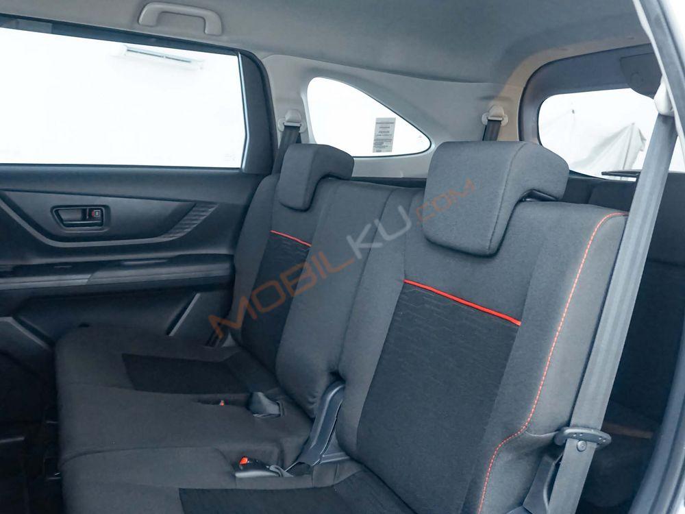 Mobil Daihatsu Xenia 2022