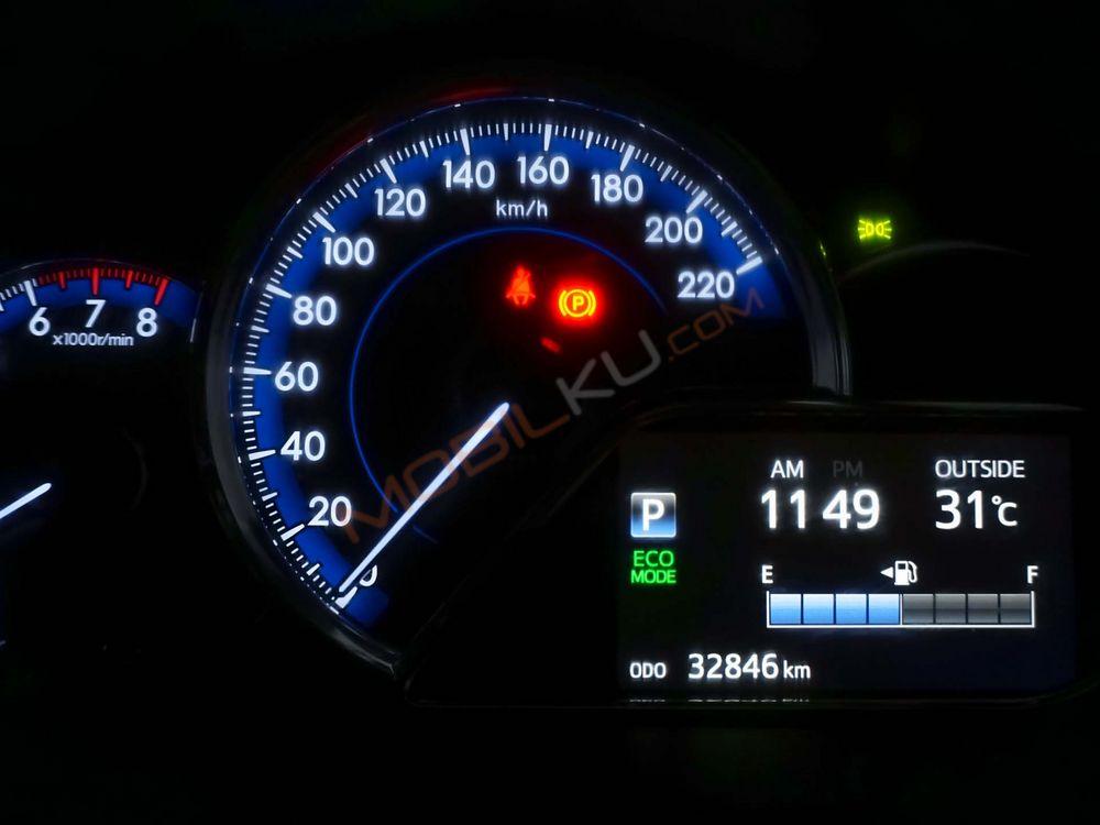 Mobil Toyota Yaris 2020