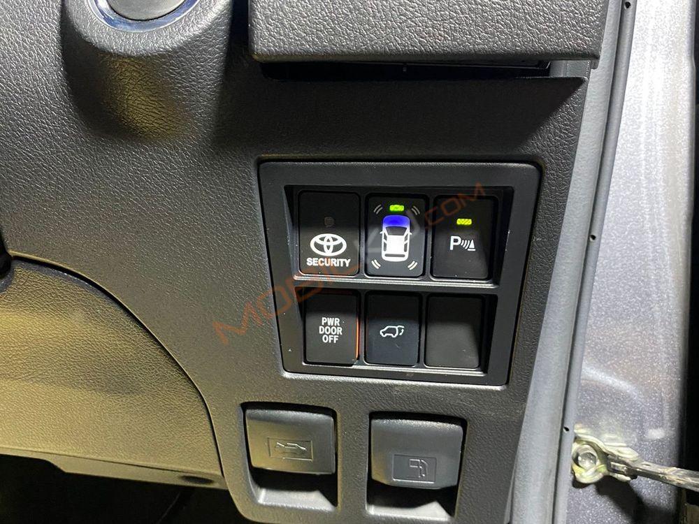 Mobil Toyota Fortuner 2018