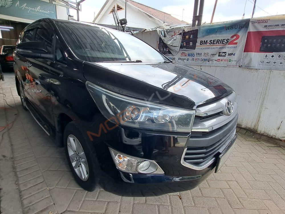 Mobil Toyota Kijang Innova 2018