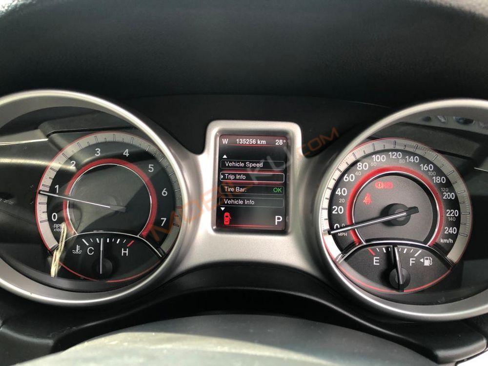 Mobil Dodge Journey 2014