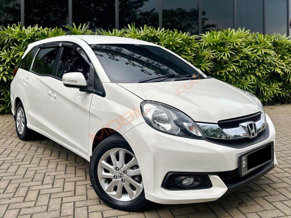 Mobil Honda Mobilio 2014