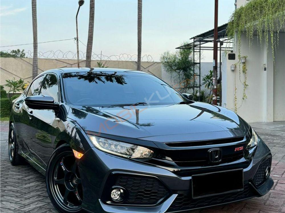 Mobil Honda Civic Hatchback 2019